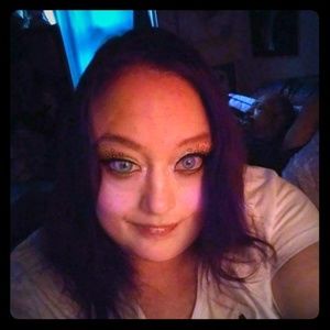 Meet your Posher, Charlene